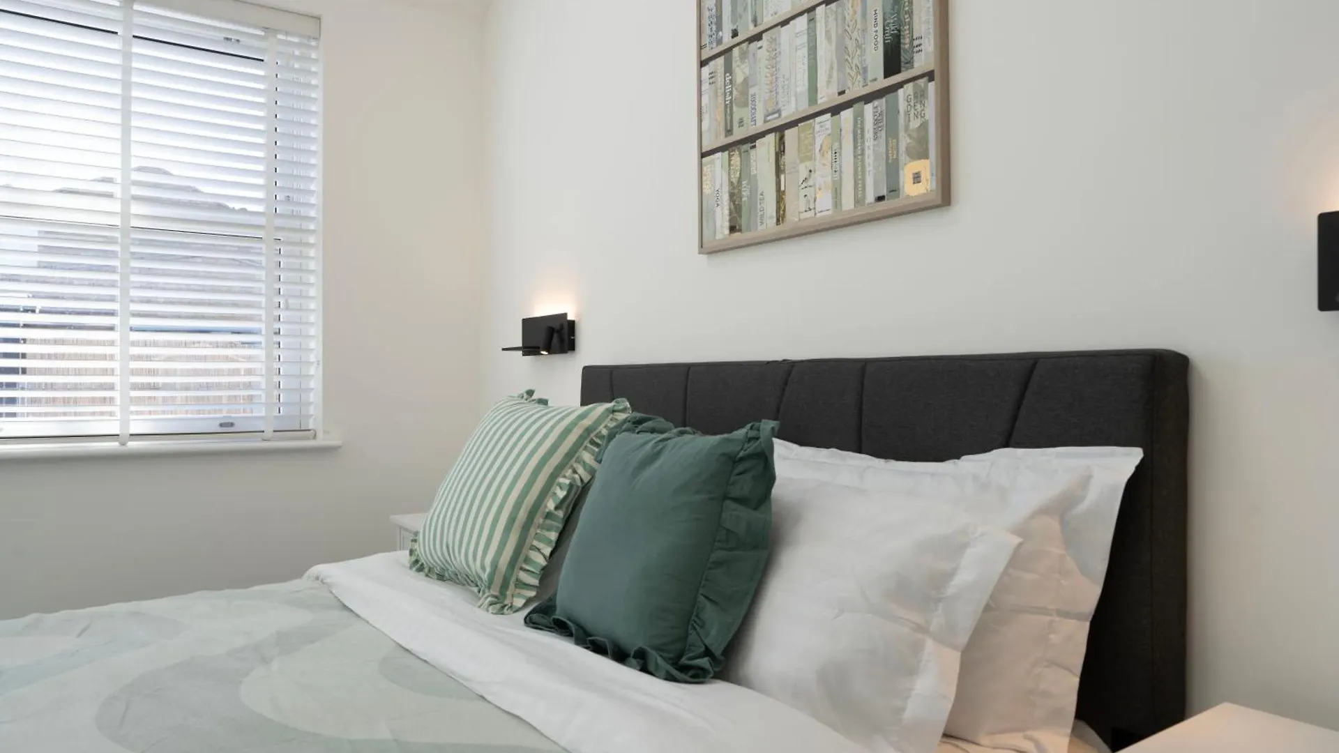 The Royal Whitechapel Apartman London