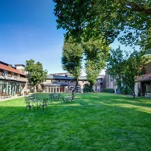 The Royal Foundation Of St Katharine Szálloda
